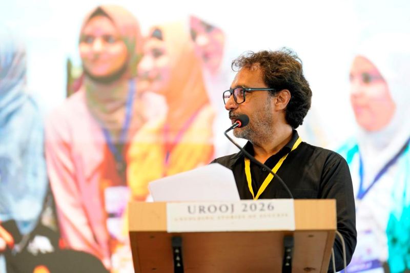A speaker addressing students at UROOJ 2026
